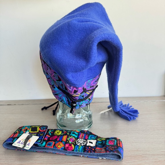 Colorful Patterned Fleece Hat - Picture 9 of 12